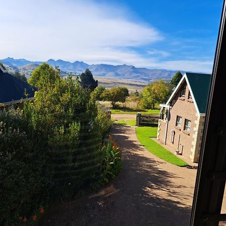 Clarens Mountain Sage Holiday House Bagian luar foto