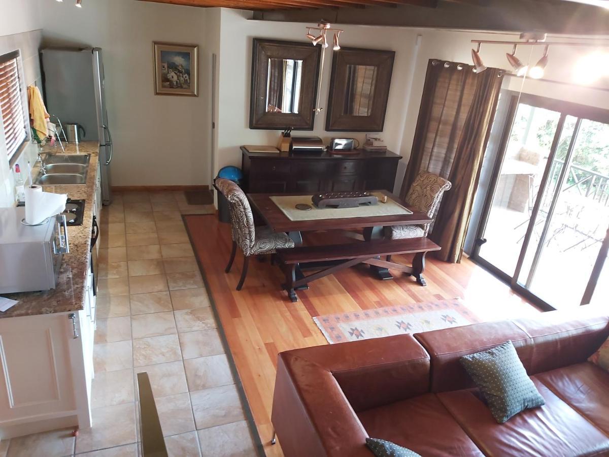 Clarens Mountain Sage Holiday House Bagian luar foto